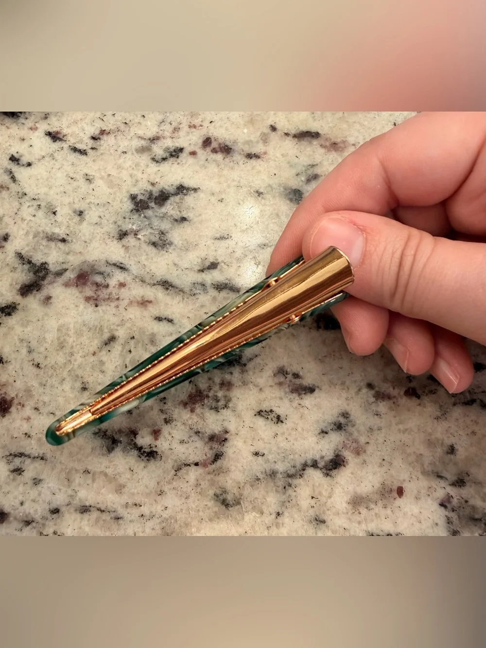 New Luxe Chignon Pinch Clip - Malachite Green Colored Alligator Clip 3.5”